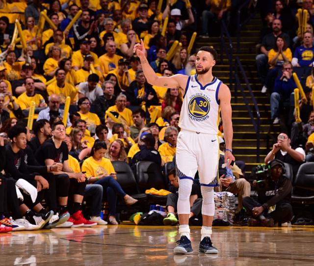 采取的更 采取的更