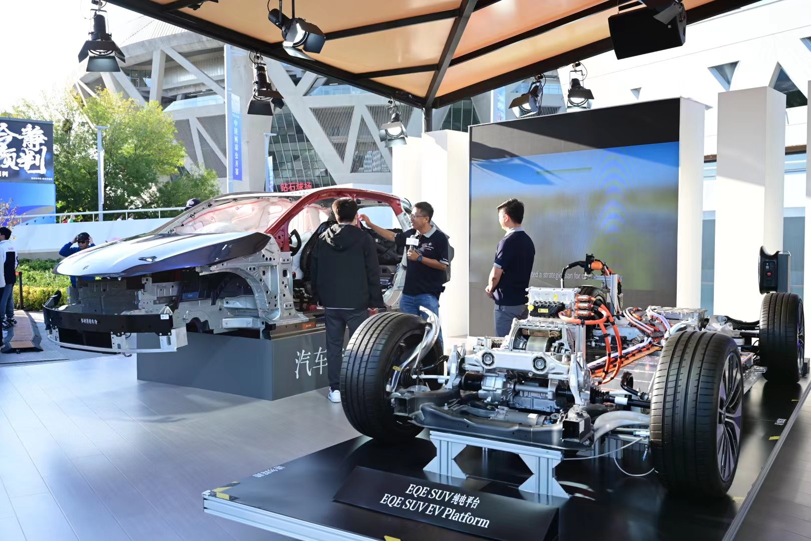 巴萨一直在 巴萨一直在