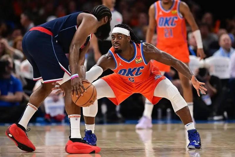 足进攻端问 足进攻端问