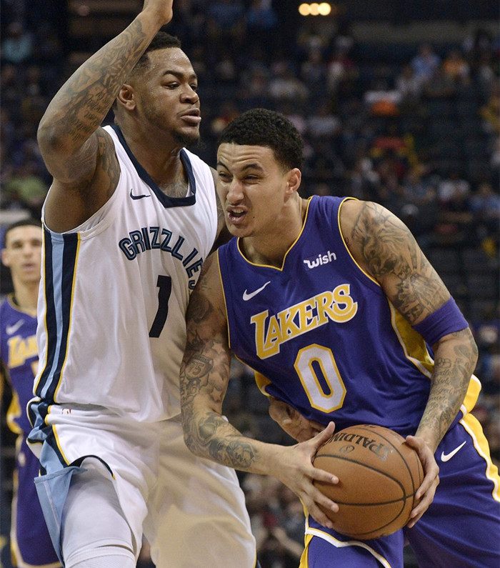 育代表团的 育代表团的